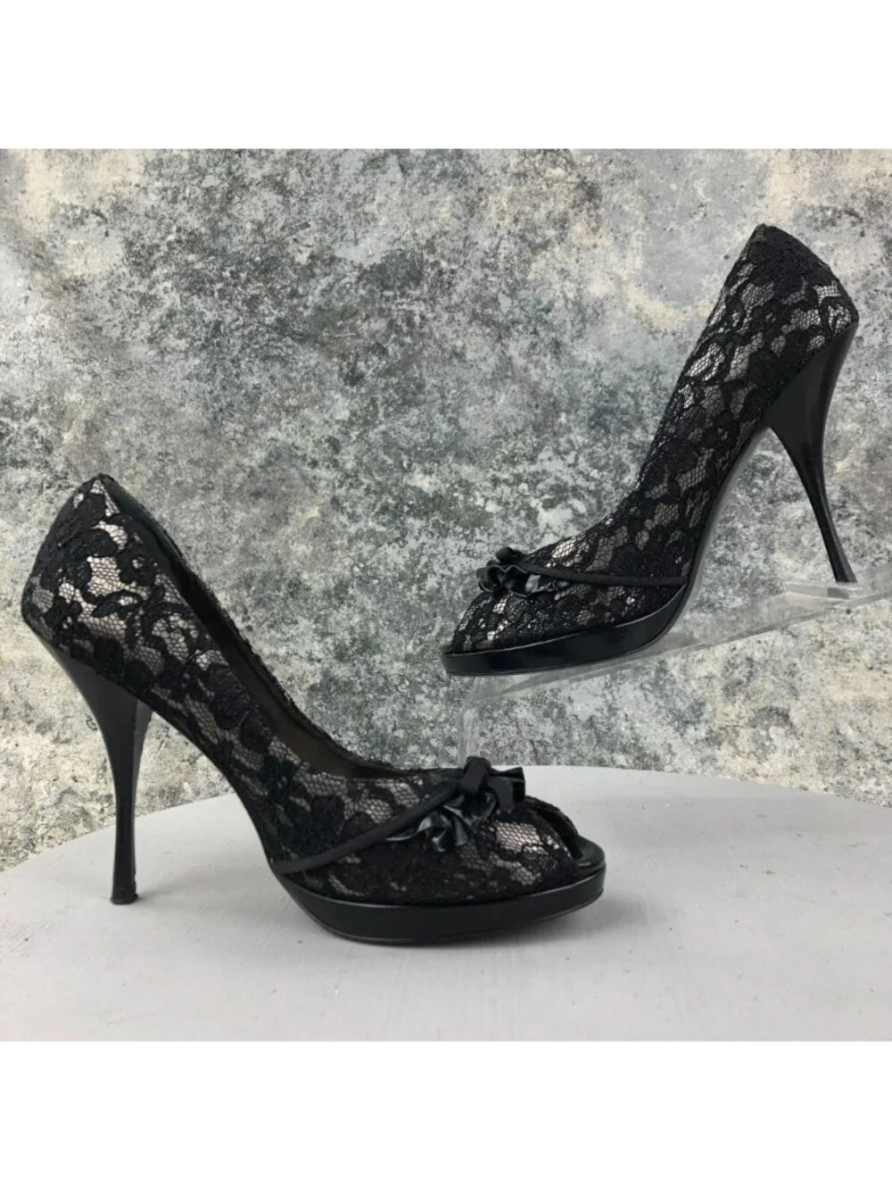Linea Paolo Women's Size 7.5M Black Floral Lace Peep Toe High Heel Pumps Heels